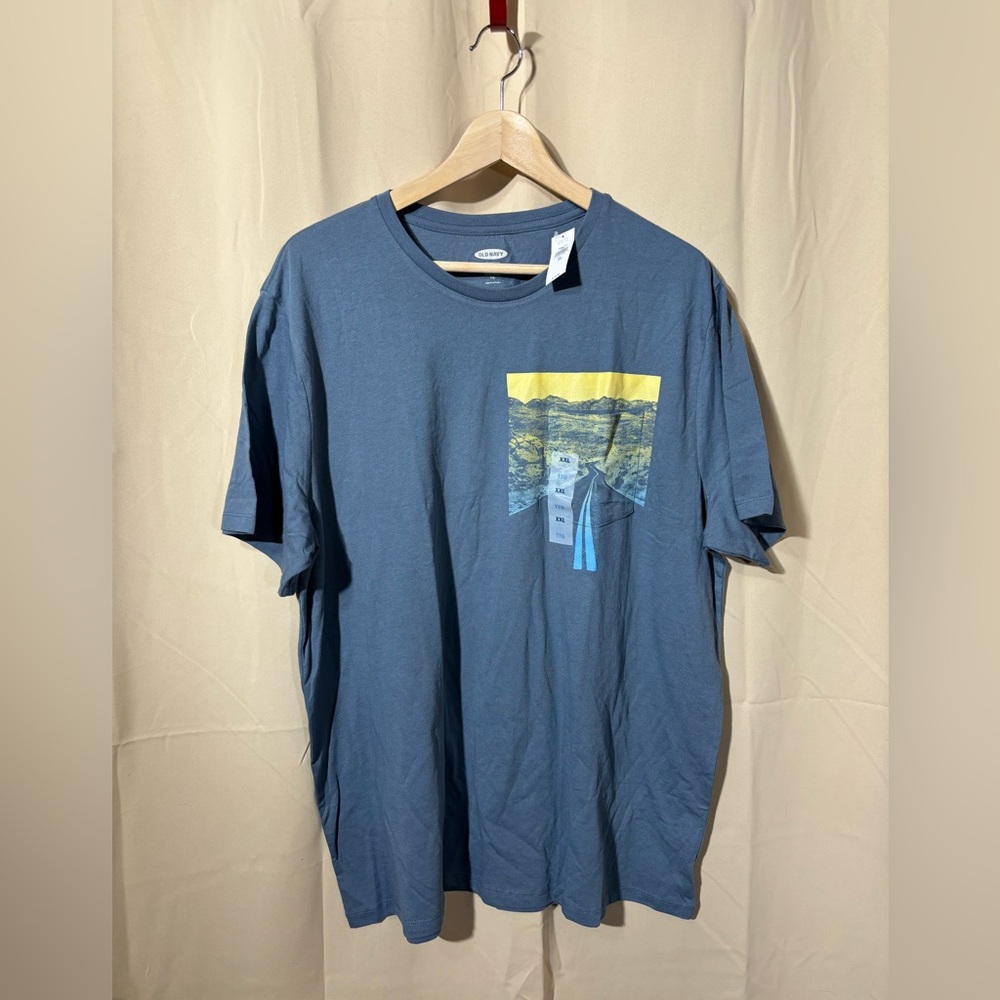 ✂️NWT Old Navy Men’s Graphic Pocket Tee